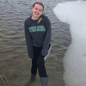 Meet your Posher, Mackenzie